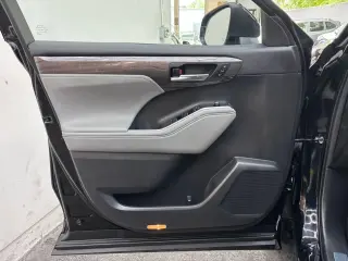 2023 Toyota HIGHLANDER HYBRID