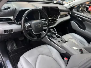 2023 Toyota HIGHLANDER HYBRID