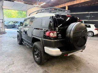 2013 Toyota FJ CRUISER