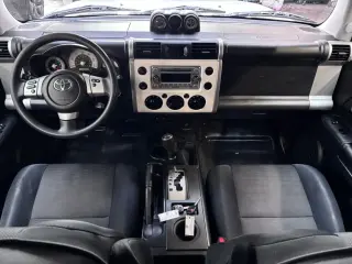 2012 Toyota FJ CRUISER