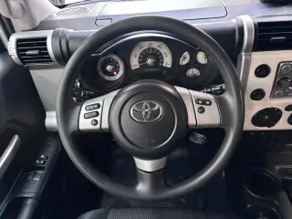2012 Toyota FJ CRUISER