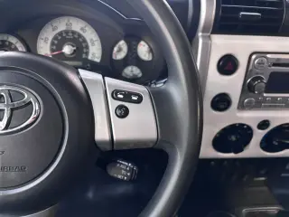 2012 Toyota FJ CRUISER