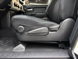 2012 Toyota FJ CRUISER