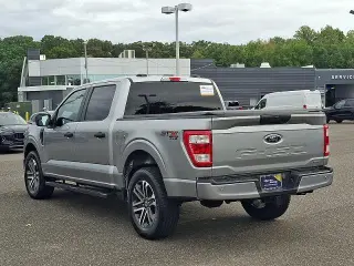 Ford F-150 2023 4x4 XL 4dr SuperCrew 5.5 ft SB