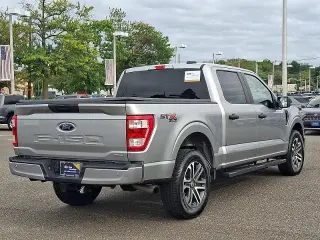 Ford F-150 2023 4x4 XL 4dr SuperCrew 5.5 ft SB