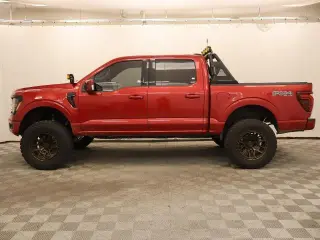 Ford F-150 2024 4x4 XLT 4dr SuperCrew 6.5 ft. SB