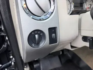 2008 Ford F250 SUPER DUTY CREW CAB