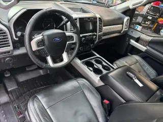 2017 Ford F250 SUPER DUTY CREW CAB