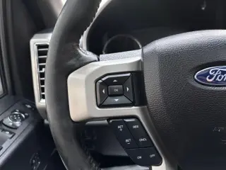 2017 Ford F250 SUPER DUTY CREW CAB