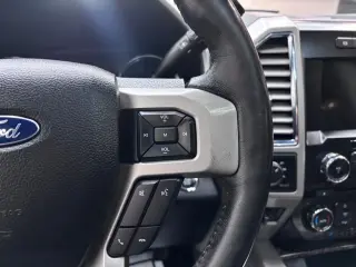 2017 Ford F250 SUPER DUTY CREW CAB