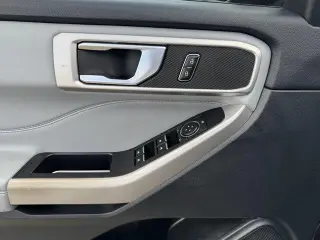 Ford Explorer 2023 XLT 4dr SUV