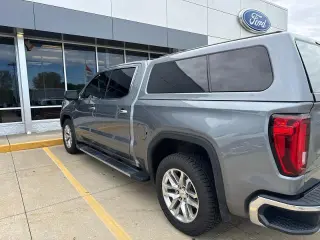 GMC Sierra 1500 Limited 2022 4x4 SLT 4dr Crew Cab 5.8 ft. SB