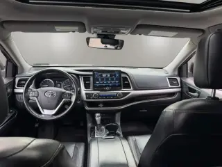 2017 Toyota HIGHLANDER
