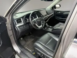 2017 Toyota HIGHLANDER