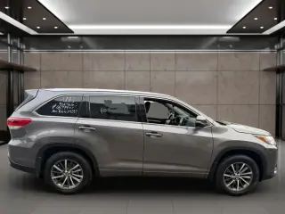 2017 Toyota HIGHLANDER