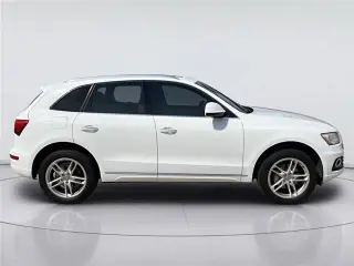 Audi Q5 2017 AWD 2.0T quattro Premium Plus 4dr SUV