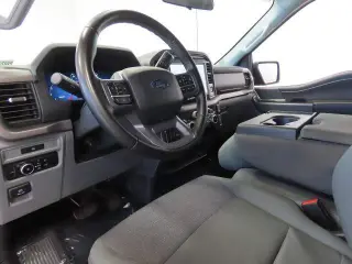 Ford F-150 2025 4x2 XLT 4dr SuperCrew 5.5 ft. SB