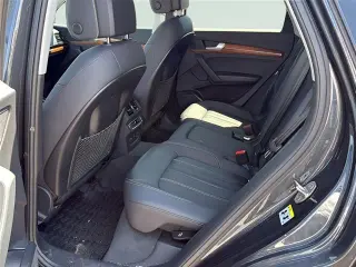 Audi Q5 2023 AWD quattro Premium 40 TFSI 4dr SUV