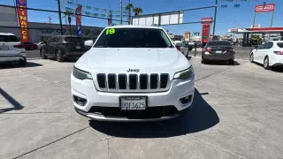 2019 Jeep CHEROKEE