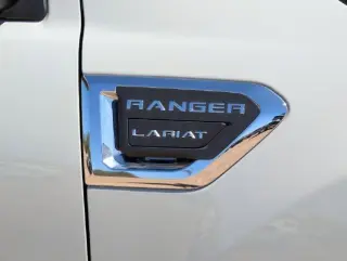 Ford Ranger 2023 4x2 Lariat 4 puertas SuperCrew 5,1 ft. SB