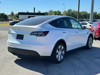 2020 TESLA MODEL Y