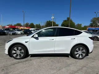 2020 TESLA MODEL Y