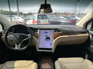 2017 TESLA MODEL X