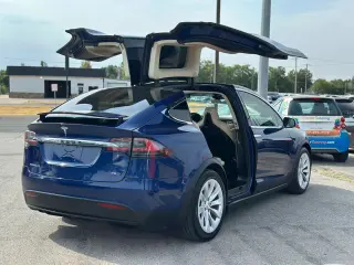 2017 TESLA MODEL X