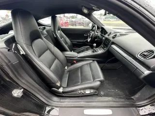 2019 PORSCHE 718 CAYMAN