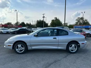 2004 PONTIAC SUNFIRE