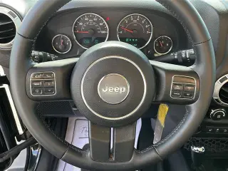 Jeep Wrangler 2015 4x4 Sahara 2dr SUV