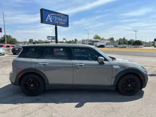 2022 MINI CLUBMAN