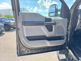 Ford F-250 Super Duty 2018 4x4 XL 4dr Cab de dos plazas de 6.8 pies de largo Pickup