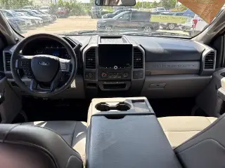 Ford F-250 Super Duty 2018 4x4 XL 4dr Cab de dos plazas de 6.8 pies de largo Pickup