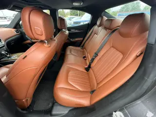 2017 MASERATI GHIBLI