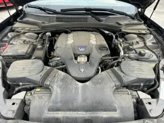 2017 MASERATI GHIBLI