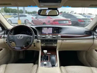 2014 LEXUS LS