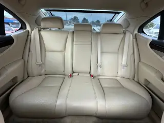 2014 LEXUS LS