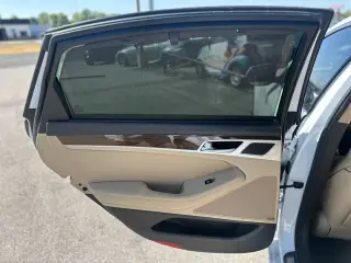 2015 HYUNDAI GENESIS