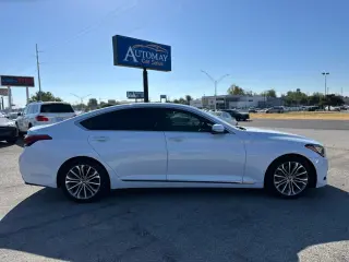 2015 HYUNDAI GENESIS