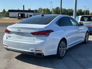 2015 HYUNDAI GENESIS