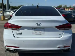 2015 HYUNDAI GENESIS