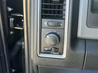 2018 RAM 1500 Tradesman Crew Cab Short Wheel Base 4WD