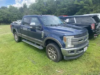 Ford F-250 Super Duty 2019 4x4 Lariat 4dr Crew Cab 8 ft. LB Pickup