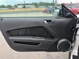 2012 FORD MUSTANG