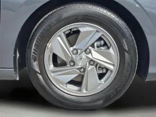 Hundai Elantra 2026 SE 4dr Sedan