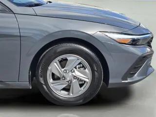 Hundai Elantra 2026 SE 4dr Sedan