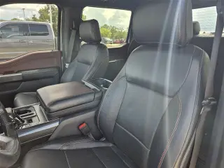Ford F-150 2022 4x4 Lariat 4dr SuperCrew 6.5 ft. SB