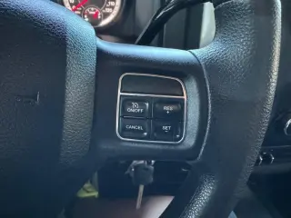 2013 RAM 2500 4WD Crew Cab 149" SLT
