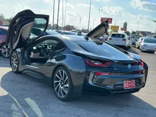 2017 BMW I8